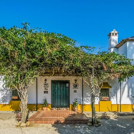 5 Bedroom Beautiful In Posadas