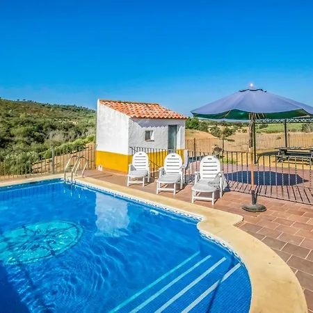 5 Bedroom Beautiful In Semesterbostad Posadas